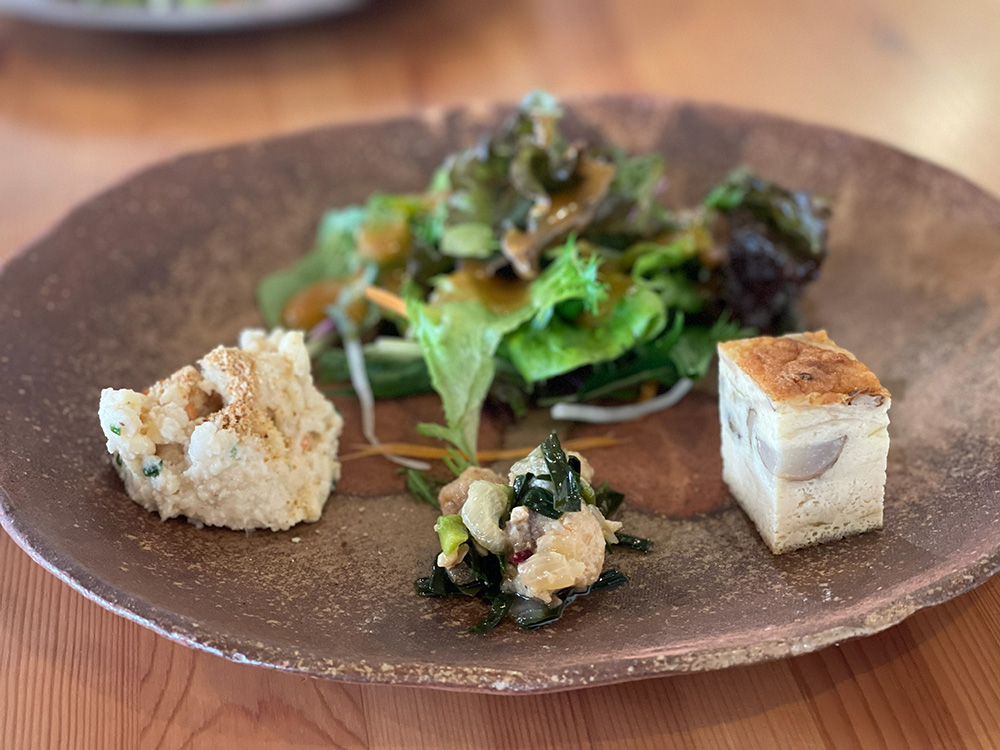 ブルーライト・ヨコヤマ