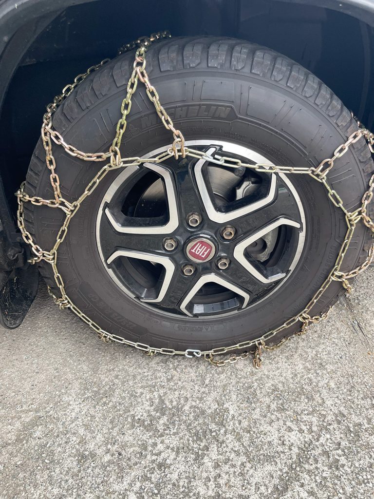 スノーチェーン